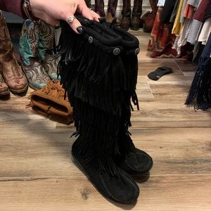 Minnetonka Women Boots